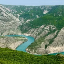 День 1. Сулакский каньон и Бархан Сарыкум