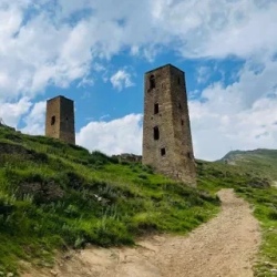 День 3. Старинный Гоор, заброшенный Кахиб и грузинский хра