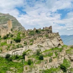 День 3. Старинный Гоор, заброшенный Кахиб и грузинский хра