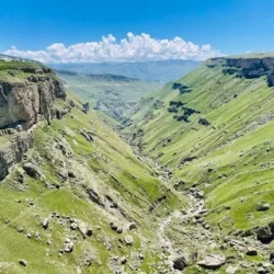День 4. Хунзах, село Матлас и Каменная чаша