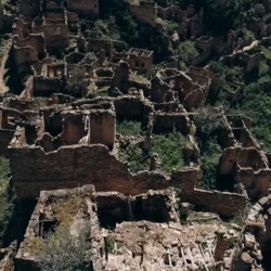 День 4. Горы, море и вечерний Дербент
