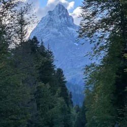 День 2. Домбай
