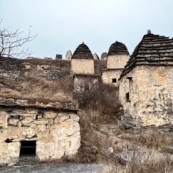 День 2. Три ущелья: Куртатинское Кармадонское-Даргавс