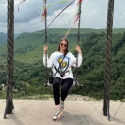 День 1. Встреча и переезд в Домбай!