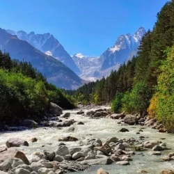 День 3. Треккинг к леднику Караугом
