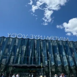 День 1. Встреча