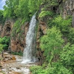 День 7. Медовые водопады и Гора-Кольцо
