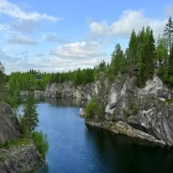 День 1. Рускеала, ретропоезд, баня