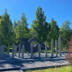 День 1. Экскурсия по Петрозаводску и гора Большая Ваара
