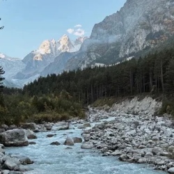 День 4. Треккинг до ледника Караугом