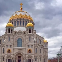 День 3. Экскурсия в Кронштадт и Ораниенбаум
