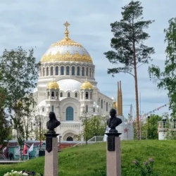 День 3. Кронштадт и Петергоф