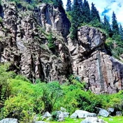 День 4. Каракол, Ущелье Барскоон и плато Арабель