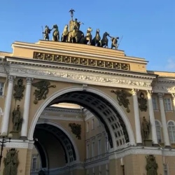 День 3. Автобусная экскурсия «Парадный Петербург»