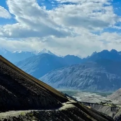 День 5. Лангара в село Аличур через озеро Булункуль