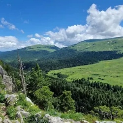 День 2. Альпийские луга Лаго-Наки