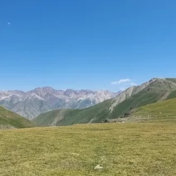 День 1. Горные перевалы и озеро Сон-Коль