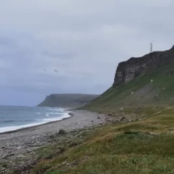 День 2. Корабль выброшенный на берег, белый маяки и восточ