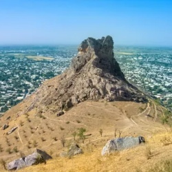 День 9. Переезд в Ош (280 км, 5 ч). Экскурсия по Ошу.