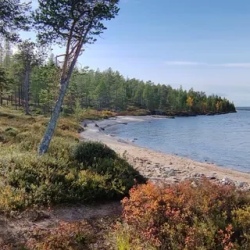 День 1. Прилёт, озеро Имандра, вечер у огня