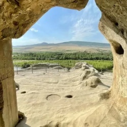 День 3. Пещерный город Уплисцихе и курорт Боржоми