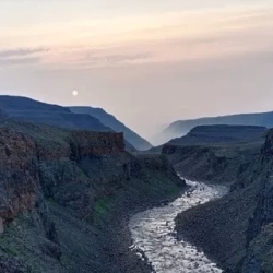 День 10. Переход по краю каньона реки Бунисяк