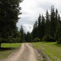 День 2. Радиальный выход к водопаду (2450 м), небольшой пе