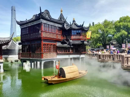3 ярких города Поднебесной - природа и история