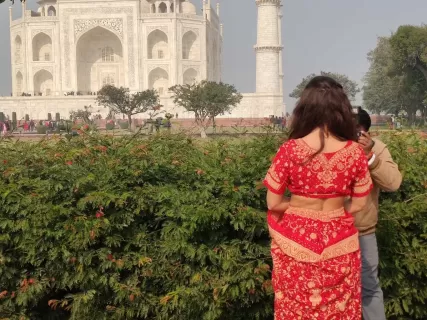 Сари, Тадж-Махал и Дели: Путешествие в стиле Bollywood