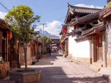 Юньнань и Лаос: колыбель чая, горы шаманов и королевские традиции