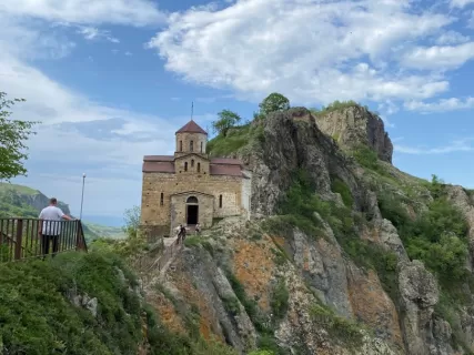 Эльбрус, Домбай и Джилы-Су - путешествие к сердцу гор