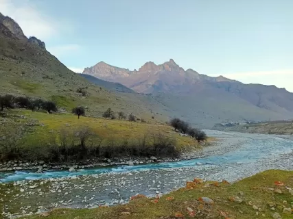 Каникулы на Кавказе: величие Эльбруса, Домбай и душевная Осетия