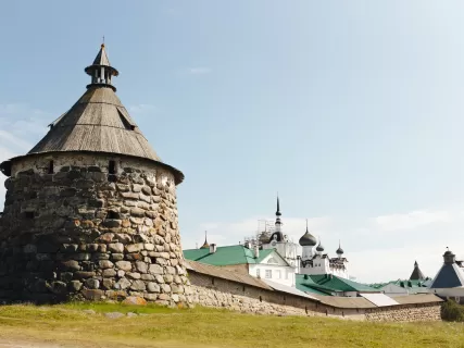 Соловки: тишина Белого моря и живая история Севера