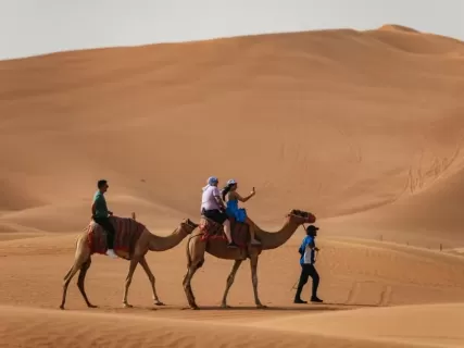 Дубай и Эмираты: от небоскребов к пустыне и океану