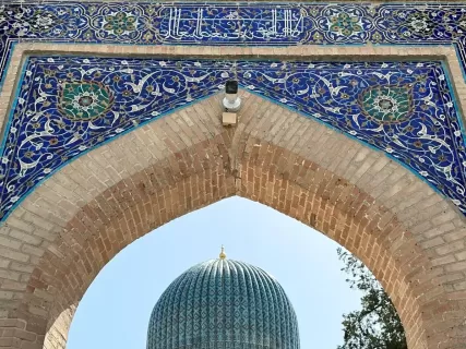 Швейный тур в Узбекистан: погружение в мир тканей и магию востока в женской компании