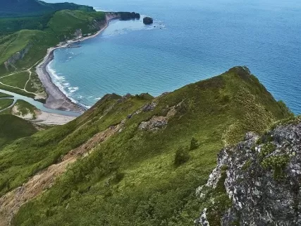 Сахалинский меридиан: от маяков до вулканического песка