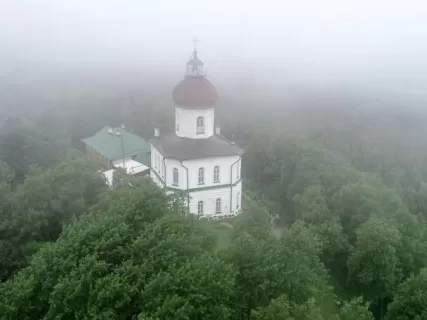 Соловецкий архипелаг: Лабиринты, белухи и тысячелетняя тишина