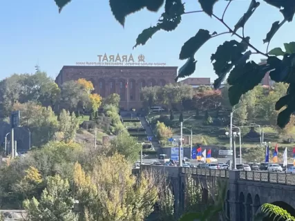 Коньяк и Шоппинг По-Армянски