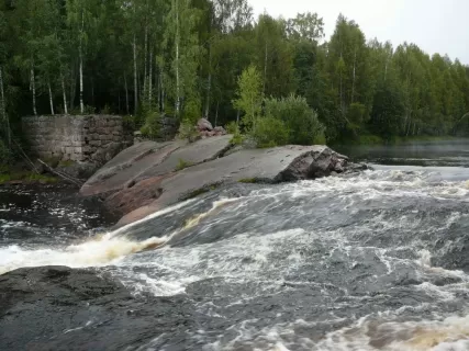 Уксунйоки: Блюдце, Розовый слон и Мельница