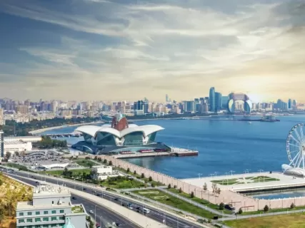 Сады и огни: винодельни, горы и древние петроглифы Азербайджана