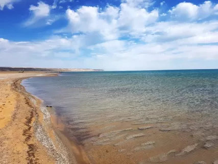 Аральское море: кладбище кораблей, плато Устюрт и башни тишины