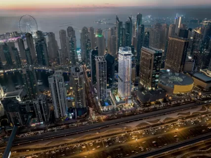 Большое эмиратское путешествие: Дубай, Абу-Даби, океан и пустыня