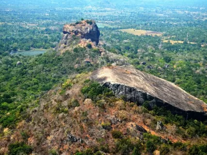 Коломбо — Канди — Сигирия: культурное сердце острова
