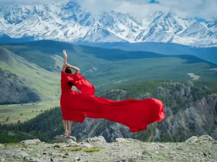 Красивый Алтай (фотолокации, платья включены)