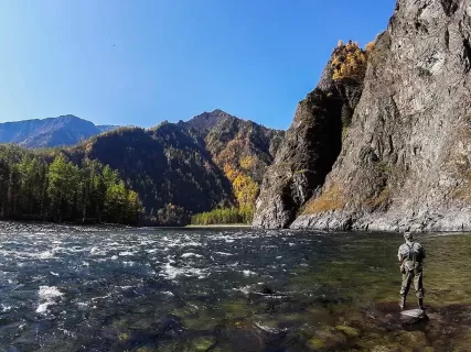 РЫБАЛКА С КОМФОРТОМ НА СИБИРСКОЙ РЕКЕ