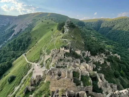 Салтинский водопад -аул Гамсутль