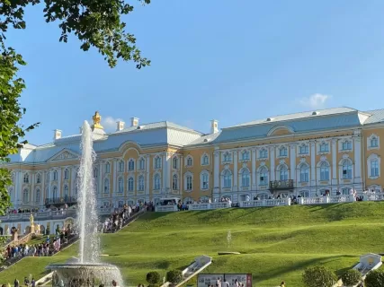 Имперский Петергоф , Кронштадт: Дворцы, форты и Балтика