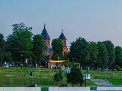 Горное сияние любви: медовый месяц в Осетии