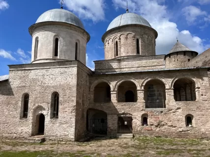 Ивангород Елизаветино: морские ежи, миноги, крепости, усадьбы
