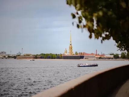 Экскурсия Петровский Петербург с очками виртуальной реальности